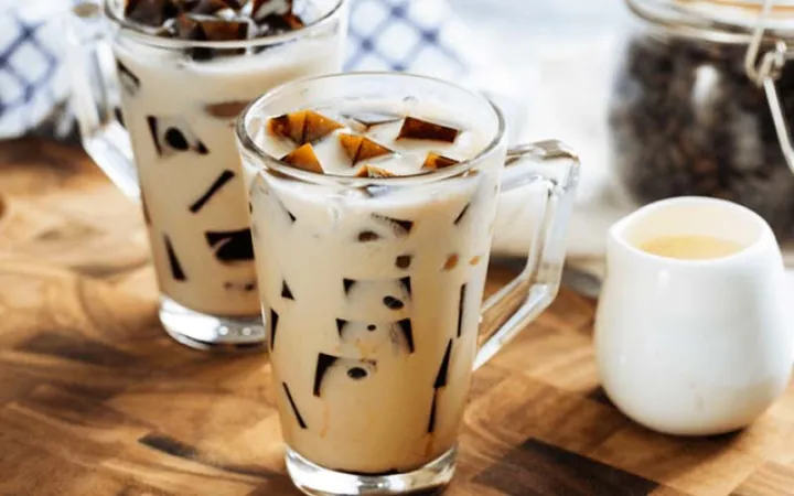 Hướng Dẫn Làm Trà Sữa Từ Chè Khô Thơm Ngon, Đậm Vị, Không Bị Chát Tại Nhà