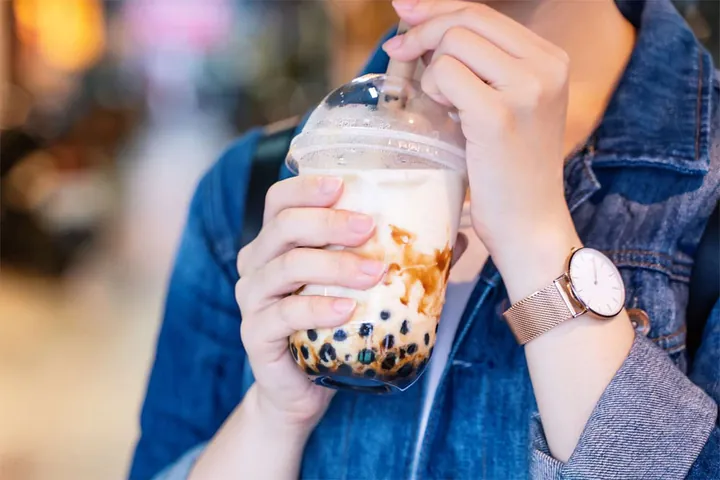 Đau Dạ Dày Uống Trà Sữa Được Không? Ảnh Hưởng & Lời Khuyên An Toàn