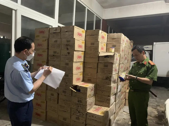 Hướng Dẫn Chi Tiết Về Quy Trình Kiểm Tra Chất Lượng Sản Phẩm Sữa Hướng Dẫn Chi Tiết Về Quy Trình Kiểm Tra Chất Lượng Sản Phẩm Sữa