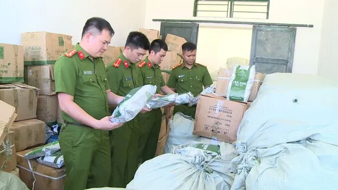 Hướng Dẫn Chi Tiết Về Quy Trình Kiểm Tra Chất Lượng Sản Phẩm Sữa Hướng Dẫn Chi Tiết Về Quy Trình Kiểm Tra Chất Lượng Sản Phẩm Sữa