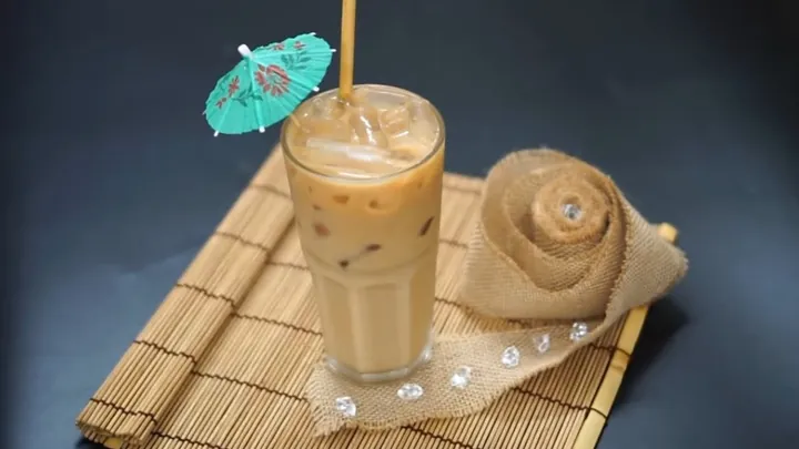 Hồng Trà Sữa Là Gì? Đặc Điểm, Cách Pha Và Lợi Ích Sức Khỏe