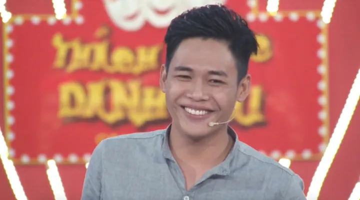 "hot Boy Trà Sữa" Lê Tấn Lợi: Hành Trình Từ Quán Quân Thách Thức Danh Hài Đến Cuộc Sống Hiện Tại "hot Boy Trà Sữa" Lê Tấn Lợi: Hành Trình Từ Quán Quân Thách Thức Danh Hài Đến Cuộc Sống Hiện Tại