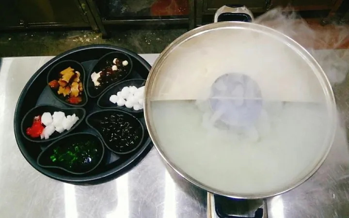 Lẩu Trà Sữa Hà Nội: Khám Phá Các Quán Nổi Tiếng & Xu Hướng Mới Nhất