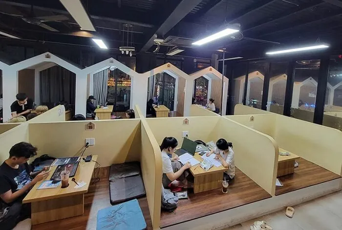 Top Quán Trà Sữa & Cafe Có Phòng Riêng Cho 2 Người: Hẹn Hò Riêng Tư, Lãng Mạn Nhất
