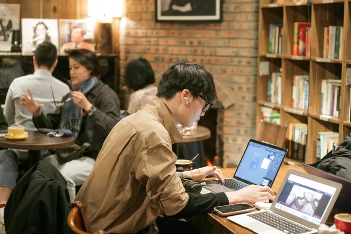 Quán Trà Sữa Yên Tĩnh Cho Học Bài: Danh Sách & Tiêu Chí Chọn Lọc Tốt Nhất Quán Trà Sữa Yên Tĩnh Cho Học Bài: Danh Sách & Tiêu Chí Chọn Lọc Tốt Nhất