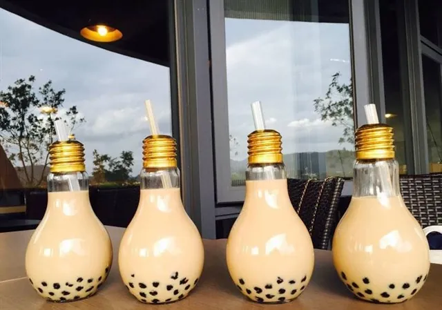 Trà Sữa Bóng Đèn: Nguồn Gốc, Lợi Ích, Tác Hại Và Xu Hướng Kinh Doanh Hiện Nay