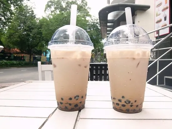 Bubble Tea: Khám Phá Nguồn Gốc, Bí Quyết Pha Chế Và Các Phiên Bản Sáng Tạo Hấp Dẫn Bubble Tea: Khám Phá Nguồn Gốc, Bí Quyết Pha Chế Và Các Phiên Bản Sáng Tạo Hấp Dẫn