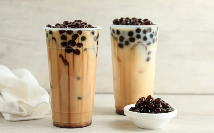 Hướng Dẫn Làm Trà Sữa Trân Châu Đường Đen Tại Nhà Chuẩn Vị