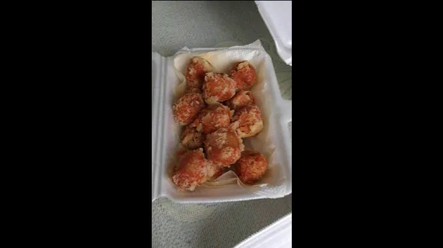 Trà Sữa Fly Chicken: Địa Điểm Ăn Vặt Nổi Tiếng Tại Tp.hcm