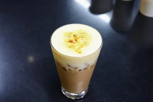 Cách Làm Trà Sữa Kem Trứng Cháy Thơm Ngon Chuẩn Vị Tại Nhà