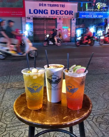 Kinh Doanh & Thưởng Thức Trà Sữa Lề Đường: Từ Công Thức Đến Kinh Nghiệm Thực Tế