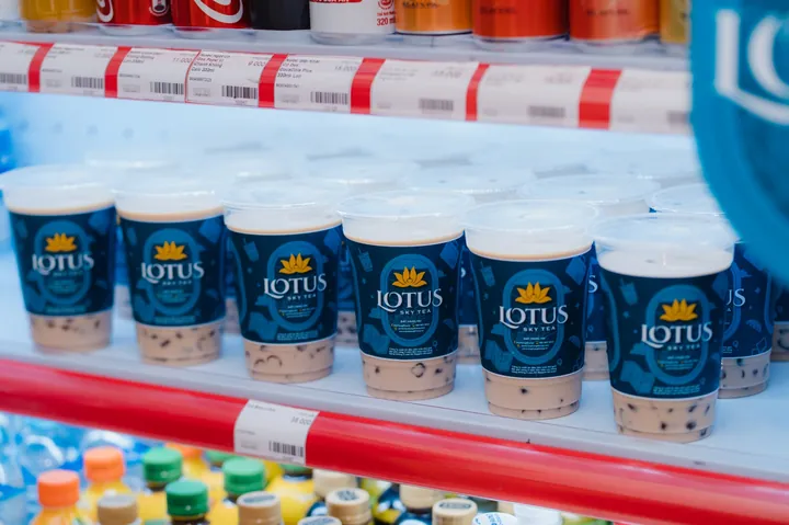 Trà Sữa Lotus Sky Tea: Trải Nghiệm Độc Đáo Trên Vietnam Airlines Và Cách Sở Hữu Trà Sữa Lotus Sky Tea: Trải Nghiệm Độc Đáo Trên Vietnam Airlines Và Cách Sở Hữu