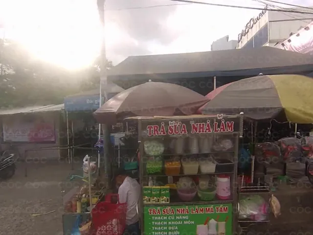 Trà Sữa Má Tám: Khám Phá Hương Vị, Địa Chỉ & Review Chi Tiết