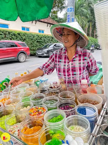 Trà Sữa Cô Út Marie Curie: Review, Địa Chỉ & "giải Mã" Sức Hút Hơn 20 Năm
