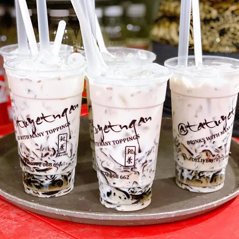 Trà Sữa Tạ Tuyết Ngân: Review & Kinh Nghiệm Chọn Món Ngon Quận 10