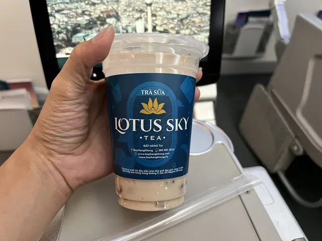 Trà Sữa Vietnam Airlines: Trải Nghiệm Hương Vị Trên Cao & Cách Thưởng Thức