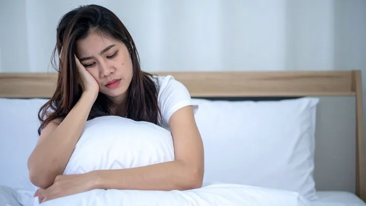 Uống Trà Sữa Bị Mất Ngủ Phải Làm Sao? 7 Cách Cải Thiện Giấc Ngủ Nhanh Chóng Uống Trà Sữa Bị Mất Ngủ Phải Làm Sao? 7 Cách Cải Thiện Giấc Ngủ Nhanh Chóng